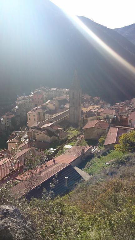 Sul Ponte Affittacamere Pigna Exterior foto