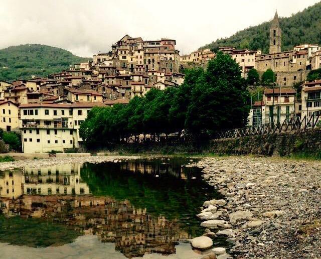 Sul Ponte Affittacamere Pigna Exterior foto